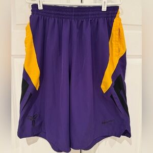 Kobe Nike Basketball Shorts Size L